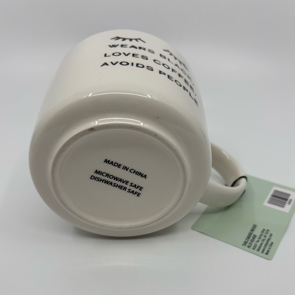 Feminine Medium Mug - Picture 3 of 3